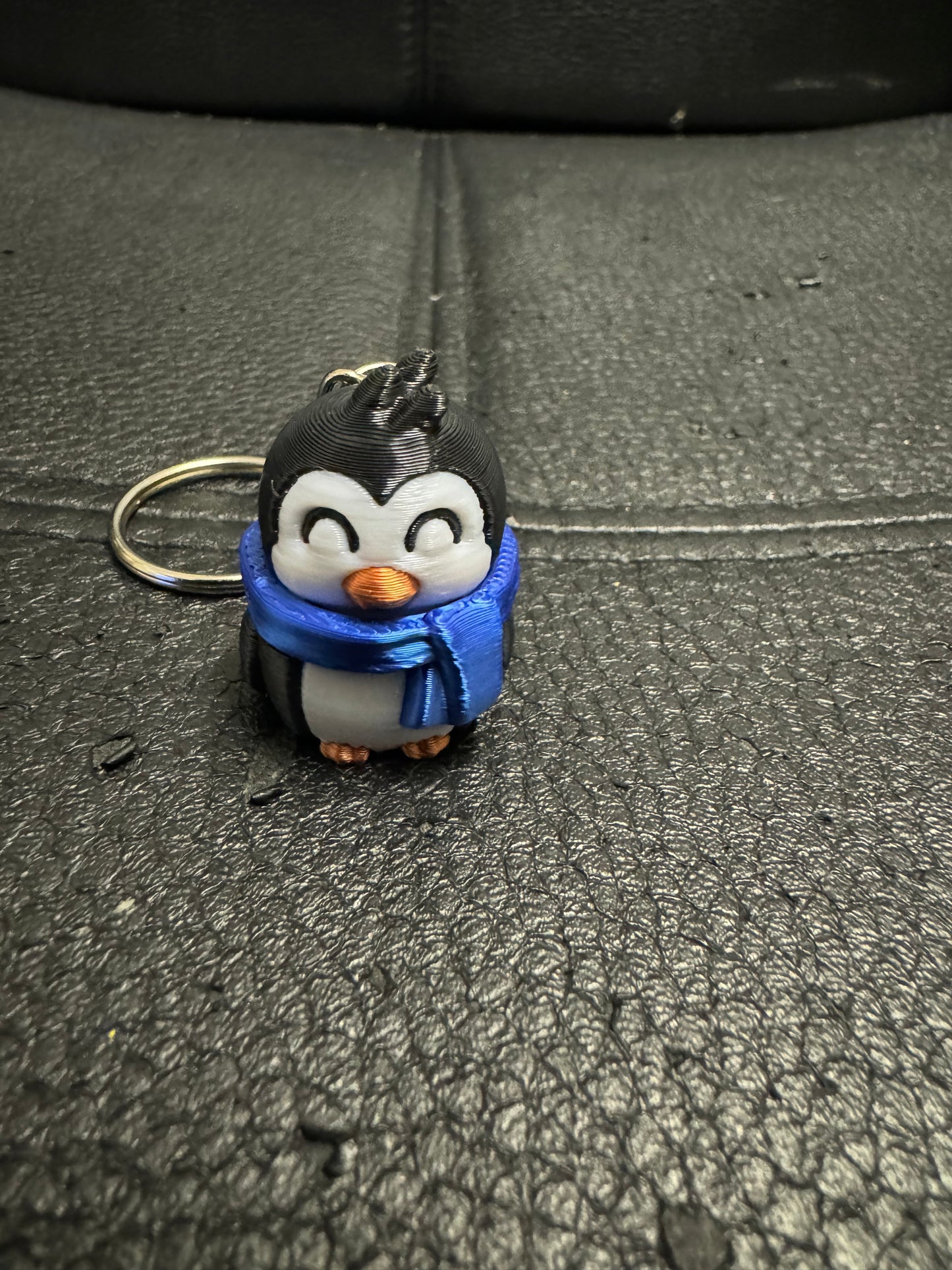 Penguin 3D Printed Spinning Fidget 3D Pla Printed Keyring, Kids & Adults ADHD 4CM High