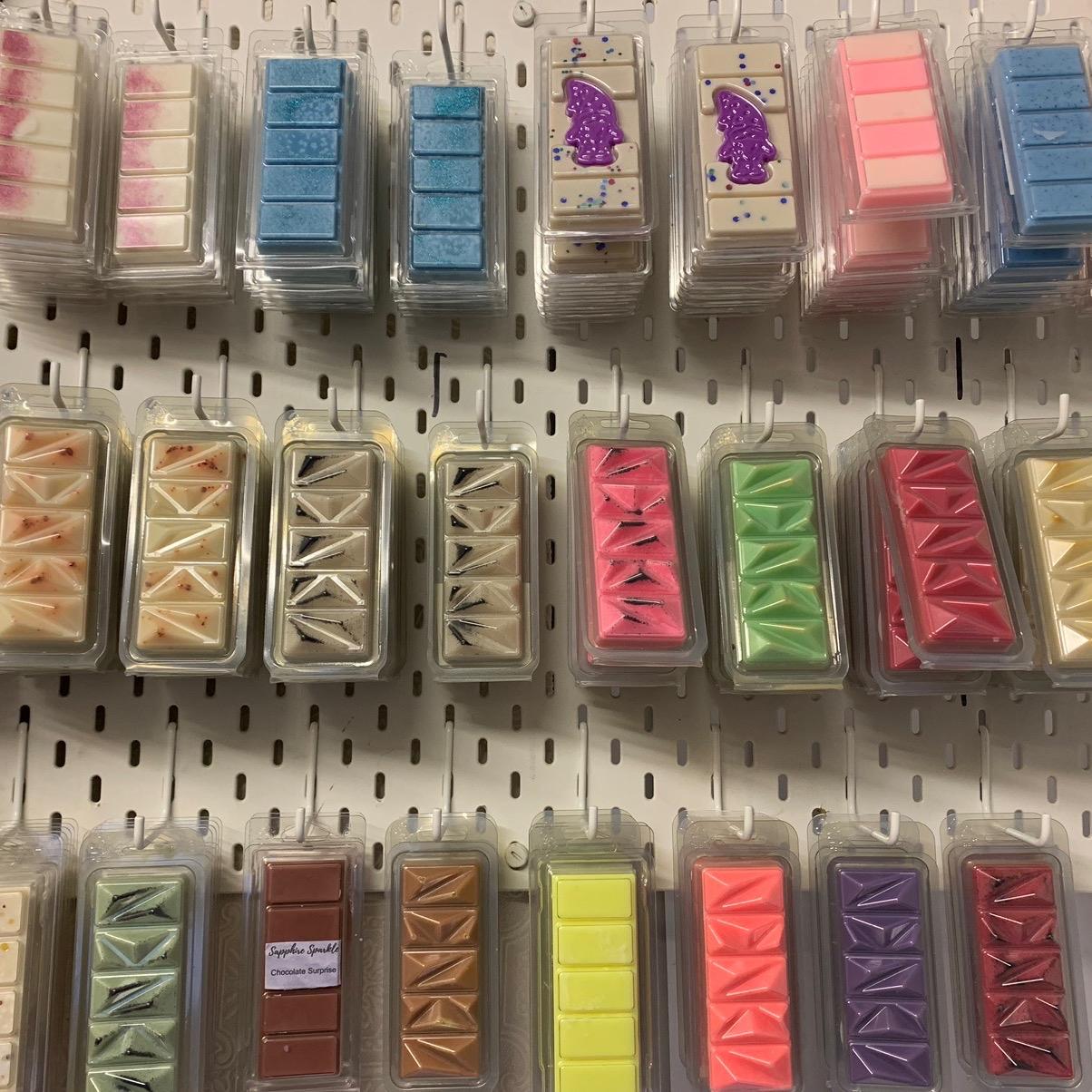 Wax melt snap bars, highly fragranced, long-lasting melts, sweet fragrances, Fruity, musky fragrances and autumn scents